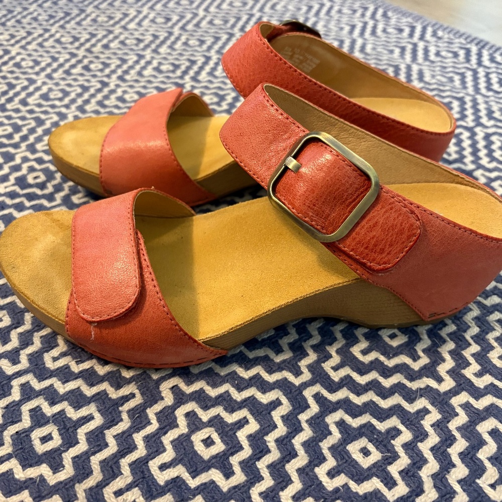 Dansko Tanya Milled Burnished - Coral